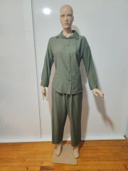 YEŞİL PANTOLONLU ÇİLEK TAKIM